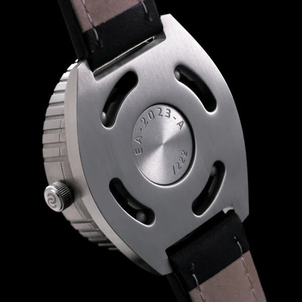 EQUUS TIME TO SWITCH - Image 8